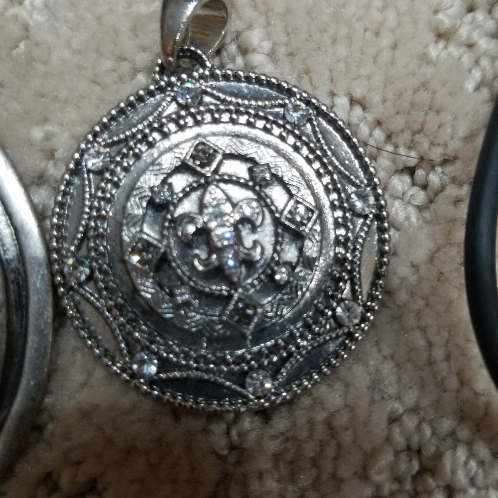 jewelry bundle - Picture 3 of 6